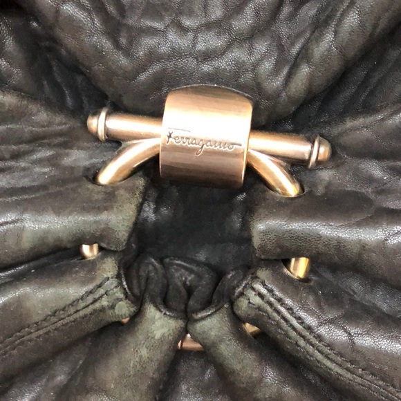 Salvatore Ferragamo should bag - Picture 3 of 8